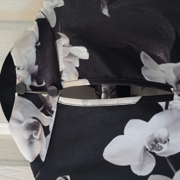 WORTHINGTON WOMENS LONG SLEEVE BLACK AND WHITE FLORAL BLOUSE SIZE PETITE LARGE - Picture 6 of 16